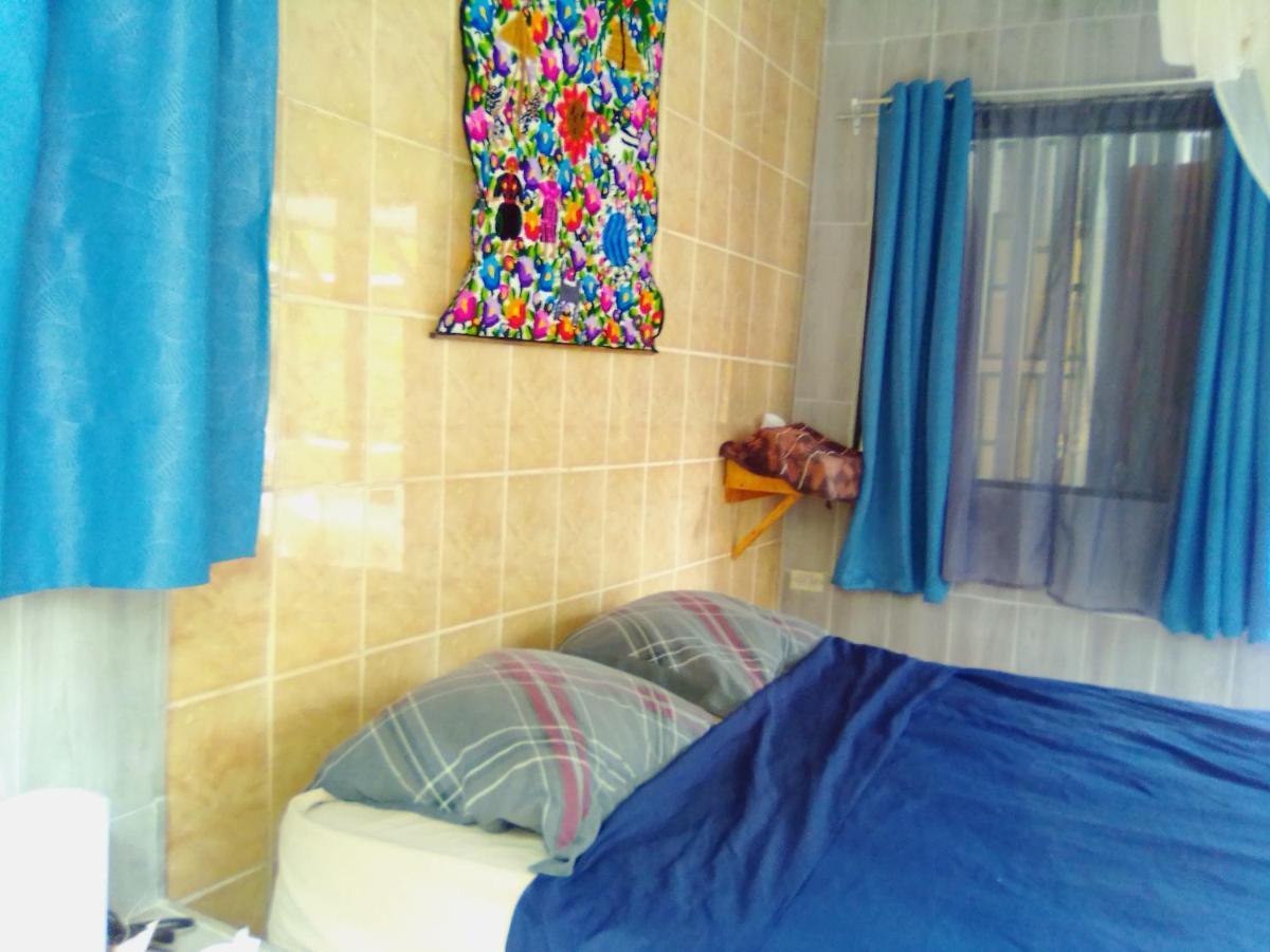 Chambre Independante Chez L'Habitant Parrita Dış mekan fotoğraf