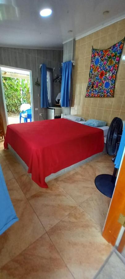 Chambre Independante Chez L'Habitant Parrita Dış mekan fotoğraf